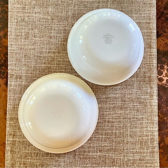Two Corelle Cereal Bowls - Picture 2 of 7